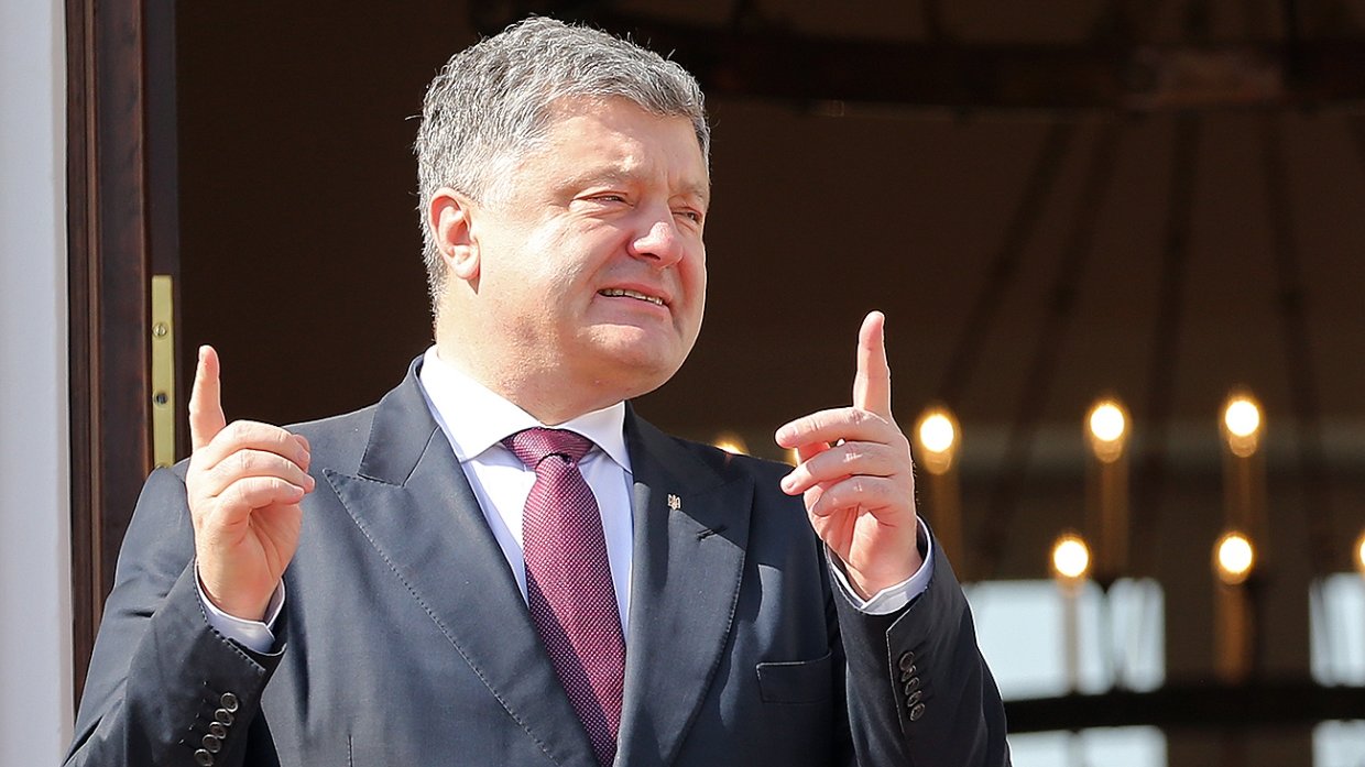 Политолог рассказал, как Порошенко и президент Эстонии оконфузились на встрече в Киеве