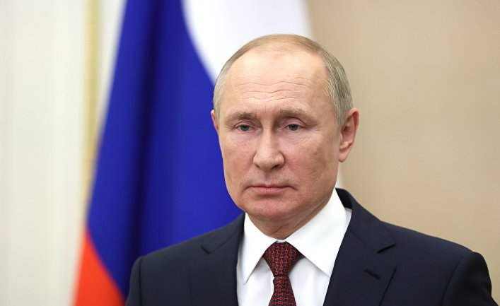Президент РФ В. Путин поздравил россиян с днём Героев Отечества
