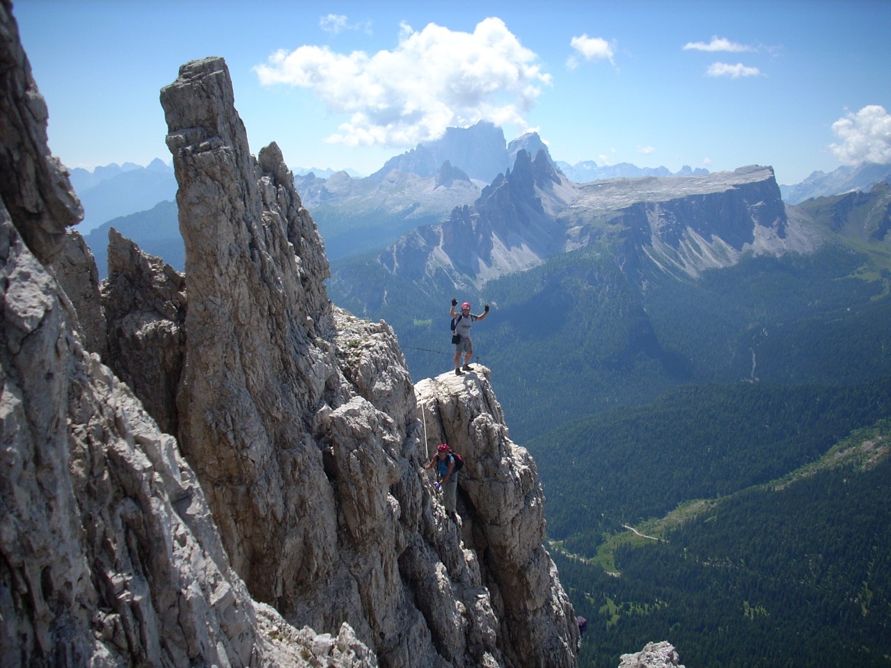 Via Ferrata - железная тропа - не дай бог кому-то на нее попасть! Via Ferrata - железная тропа - не дай бог кому-то на нее попасть!