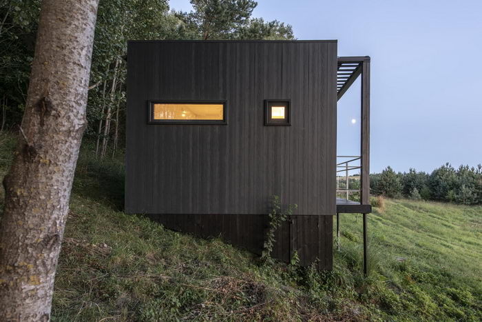 Etno Hut: миниатюрный домик для двоих на природе архитектура