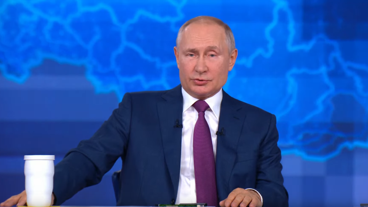 Владимир Путин объяснил, почему собственники предприятий просят помощи государства в кризис