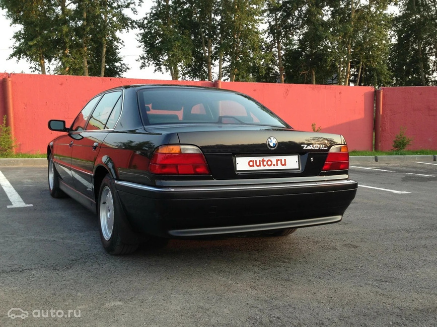 В Тюмени продают BMW E38 740iL без пробега за... 5 миллионов рублей авто,авто и мото,автомобиль,автоновости
