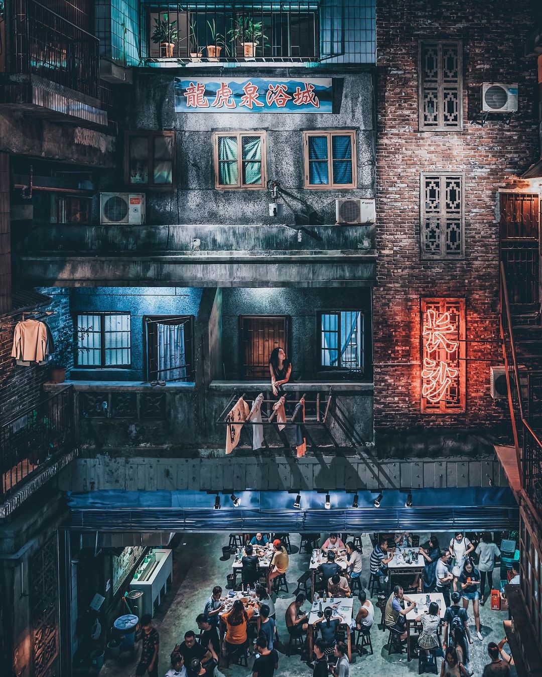 Атмосферные китайские улицы на снимках Чэня Юй Чэня Атмосферные китайские улицы на снимках Чэня Юй Чэня города,Китай,тревел-фото,улицы