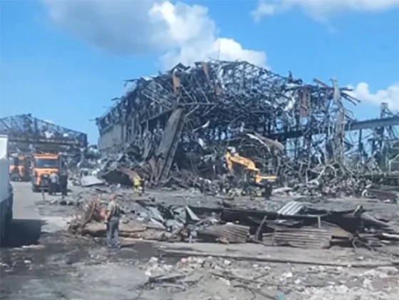 Руины уничтоженного «Искандером» завода в Днепропетровске сняли на видео