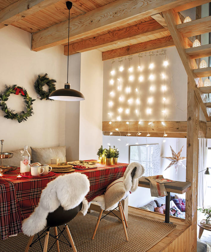 Домашний уют в деревянном новогоднем доме с камином идеи для дома,интерьер и дизайн,новогодний декор