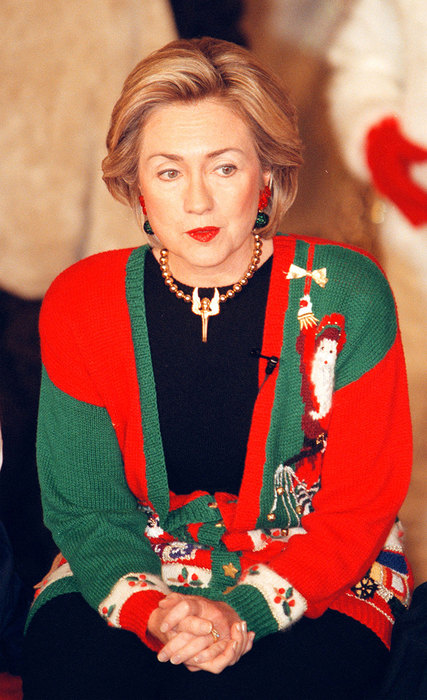 Знаменитости в рождественских свитерах