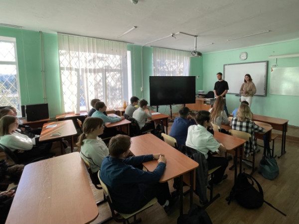 В школах Севастополя проводятся занятия по профилактике подростковой преступности 