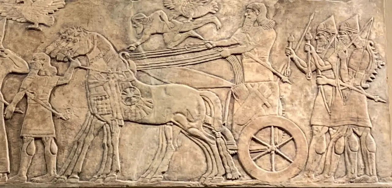 Подлинники и слепки. В музее им. Пушкина…