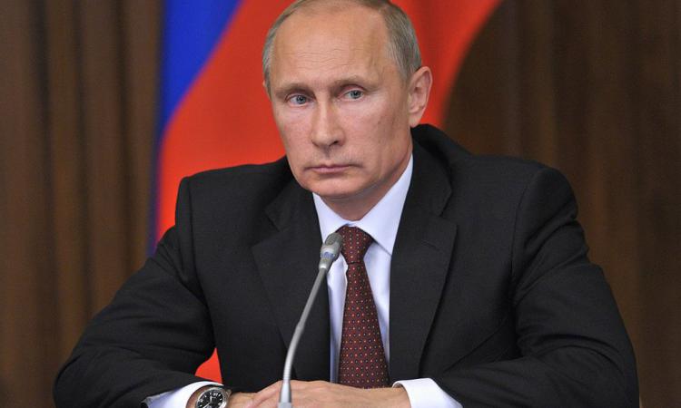 Путин: Россия не "отдаст на съедение" националистам жителей Донбасса