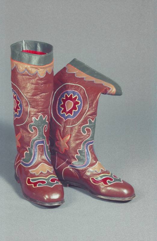 Чулки для рыцарей и чулки для женщин… Чулки для рыцарей и чулки для женщин… история