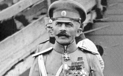 Памятники всяким гнусам и интервентам — это так модно!