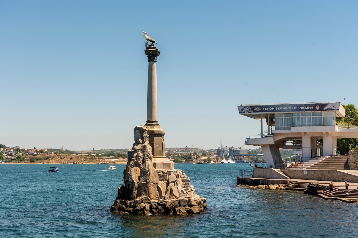 Крым вернёт Украину в состав России. Одним Донбассом не обойдётся Крым вернёт Украину в состав России. Одним Донбассом не обойдётся россия,украина