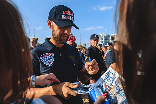 Red Bull Air Race   ,      