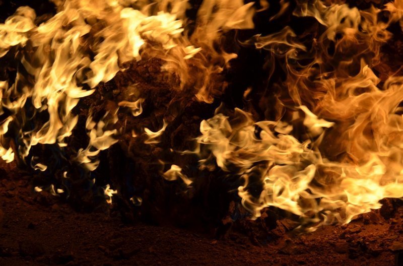 Азербайджан. Огни Апшерона. Храм огня Атешгях и природный вечный огонь Янардаг путешествия, факты, фото