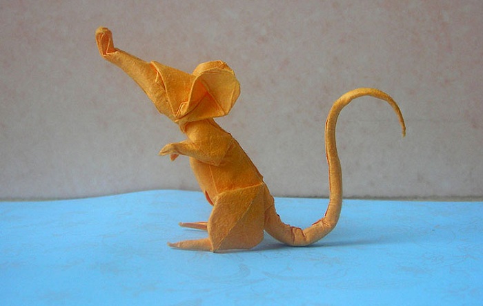 Мышка-оригами.