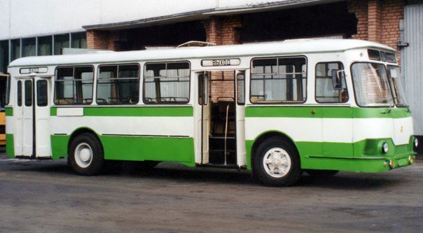 ЛиАЗ-677Б история, советские автобусы, транспорт