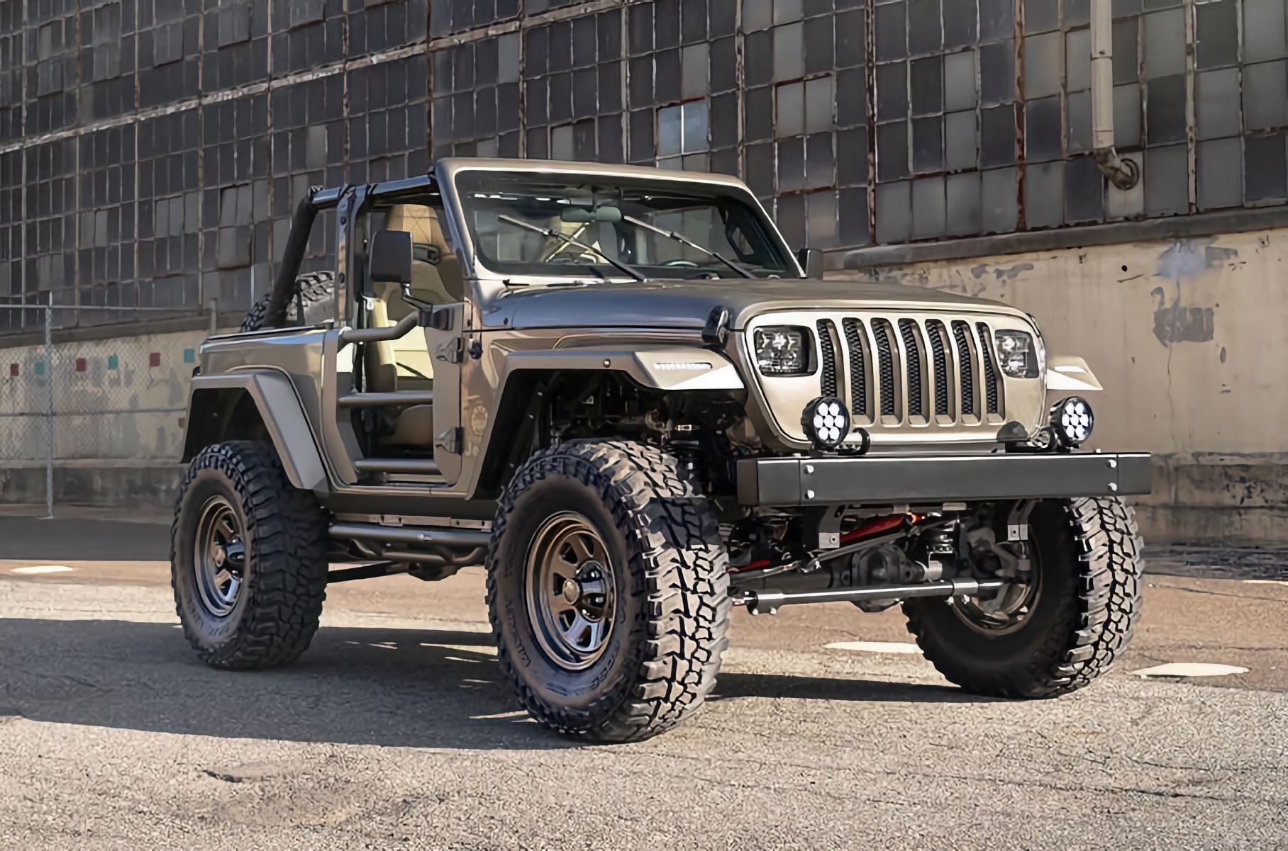 Продавец запчастей для Jeep построил Wrangler в стиле ретро Новости