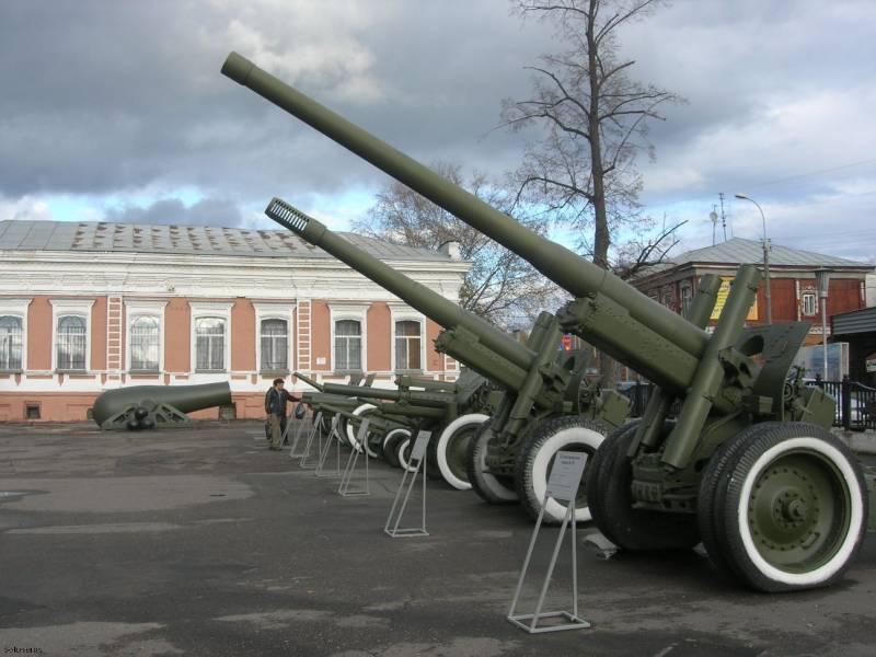 «Мотовилихинские заводы»: спасти или все-таки добить? «Мотовилихинские заводы»: спасти или все-таки добить? россия