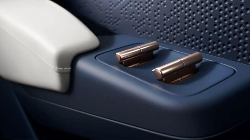 Интерьер Zeekr X официально представлен в Китае с огромным экраном