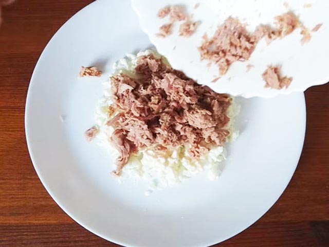 Салаты на 8 Марта – шесть вкусных рецептов Салаты на 8 Марта – шесть вкусных рецептов