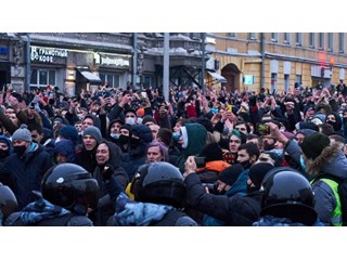 «Гнусней всего смотрятся подстрекающие россияне, покинувшие страну» «Гнусней всего смотрятся подстрекающие россияне, покинувшие страну» россия