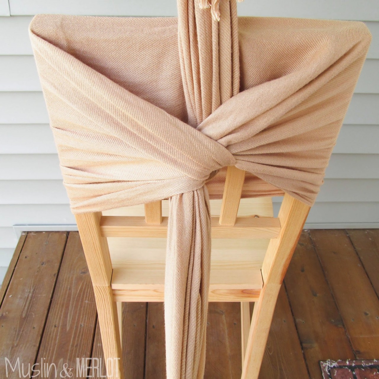Накидка на стул с завязками
