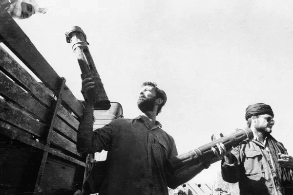 1800 человек и взрыв на борту президентского самолёта: как КГБ отомстил Пакистану за расправу над 14 военнопленными в 1985 году история