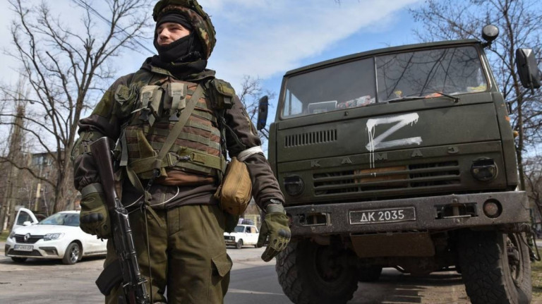 ДОНБАССКИЙ ФРОНТ: НАСТУПЛЕНИЕ АРМИИ РОССИИ ПРОДОЛЖАЕТСЯ ﻿