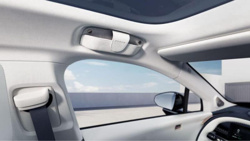 Zeekr X interior официально представлен в Китае с огромным экраном