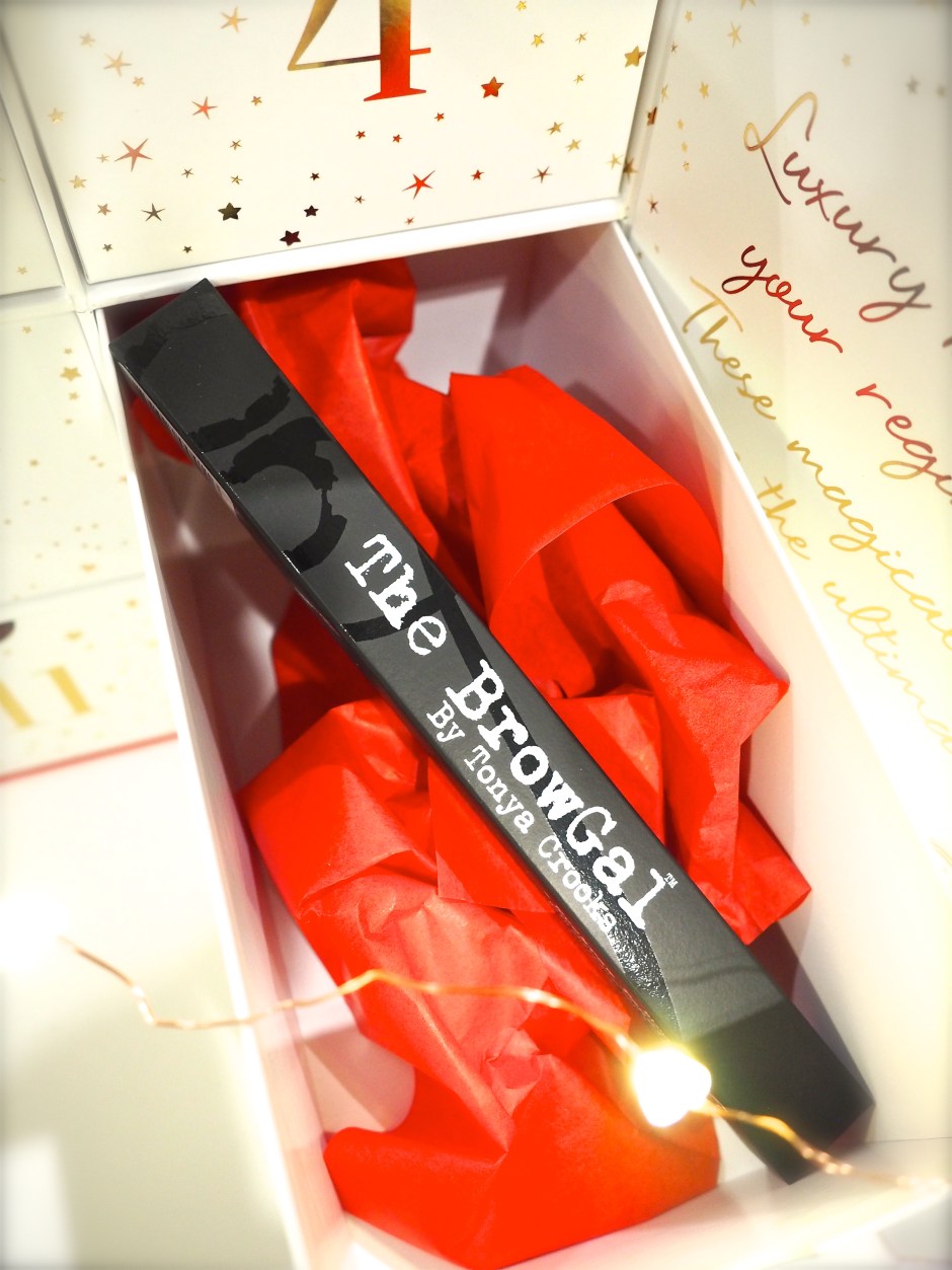 NYC Blogger: SkinStore's 12 Miracles of Christmas Beauty Box 10