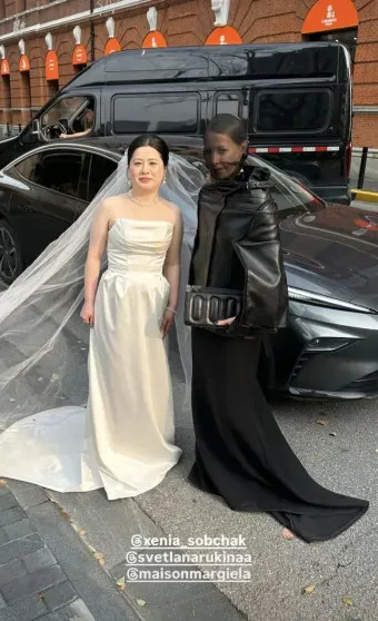 Курс на Восток: Ксения Собчак, Полина Киценко и Аврора Киба проводят время в Китае, а девушка Павла Дурова посетила Токио АхалаяАнка, Вавилова, Собчак, ЮнусоваАнна, ТокиоЮлия, КиценкоПолина, ШанхаеАврора, девушка, ШанхаеКсения, ТокиоАврора, ШанхаеЮлия, СобчакКсения, Ксении, ШанхаеФото, Российские, ШанхаеДарья, Basel, искусства, современного, ярмарок