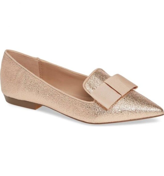 Модная и актуальная обувь на плоской подошве для сезона весна-лето Модная и актуальная обувь на плоской подошве для сезона весна-лето