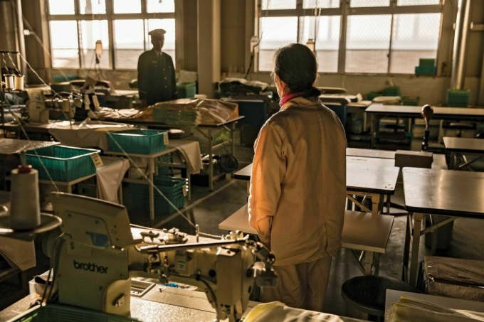 Без надежды на родных: почему пенсионеры в Японии стремятся попасть в тюрьму