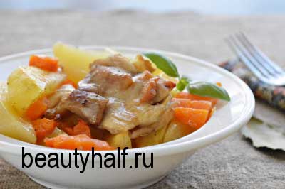 Картошка с курицей, запеченная в духовке