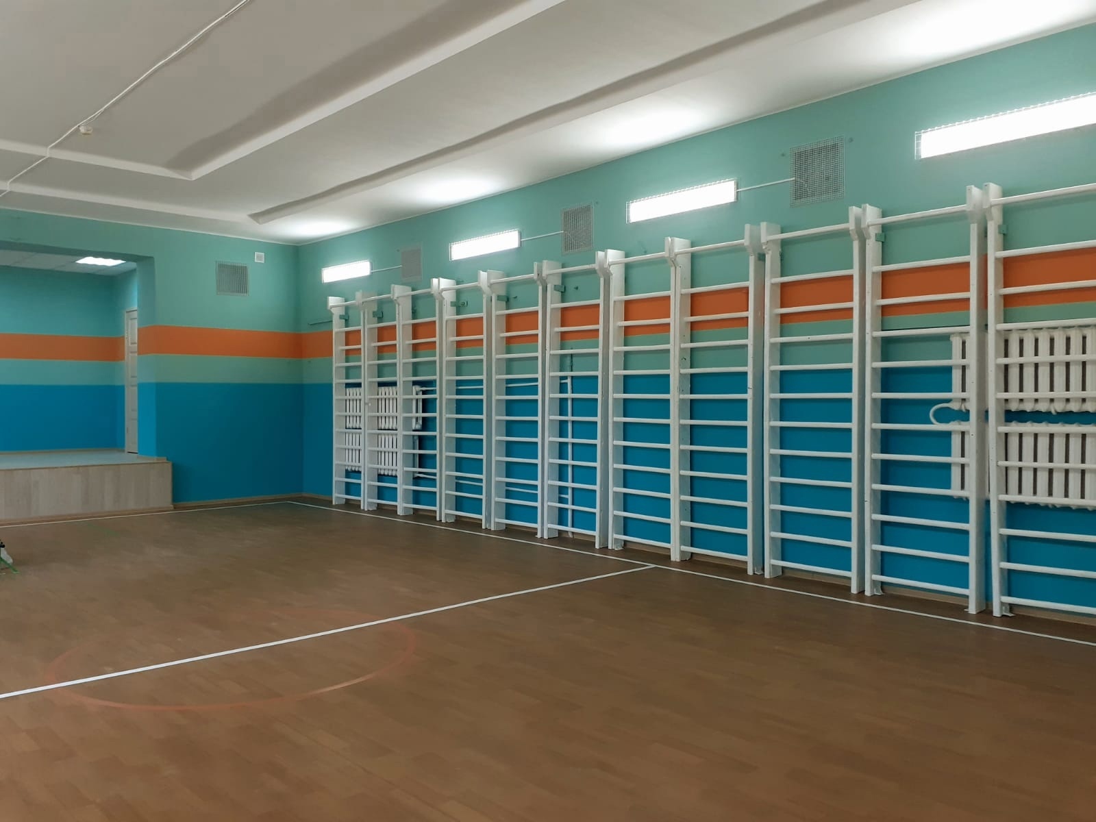 В школе города Бологое отремонтировали спортивный зал