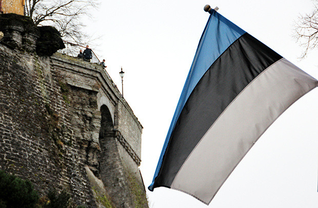 Вооруженный эстонец угрожал натовским военным