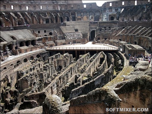 800px-Colosseum_inside_IMG_4356