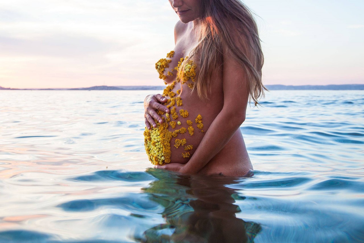 Фотосессии беременных женщин на море