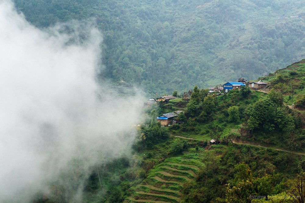 Чем живут в горах Непала 