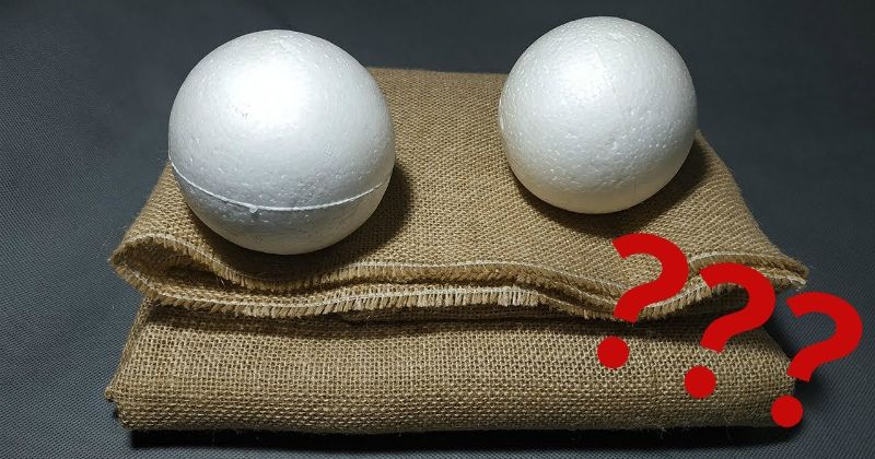 Шикарная новогодняя идея из мешковины и пенопластового шарика