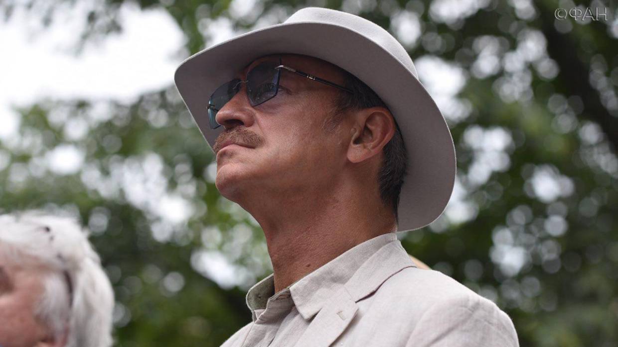 «Ели клей, лежали трупы»: Боярский рассказал об ужасах блокадного Ленинграда