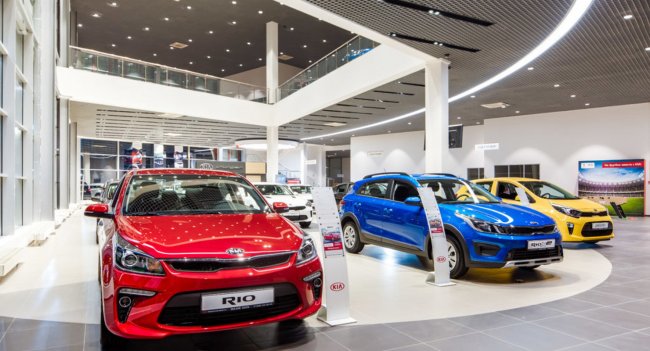 ТОП-10 авто в России с начала 2022 года: падение продаж, новые лидеры Автомобили