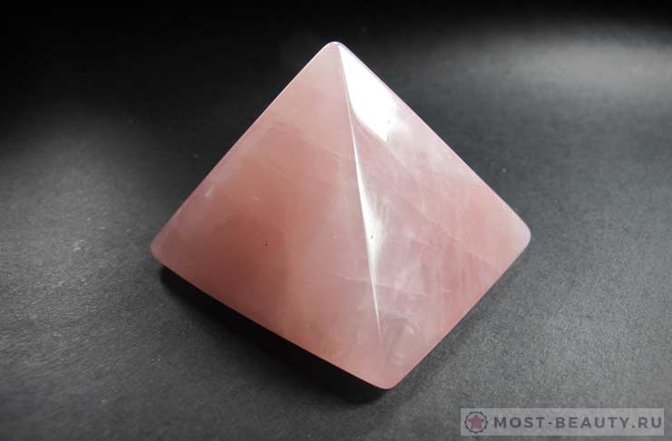 Самые красивые минералы в мире: Розовый кварц