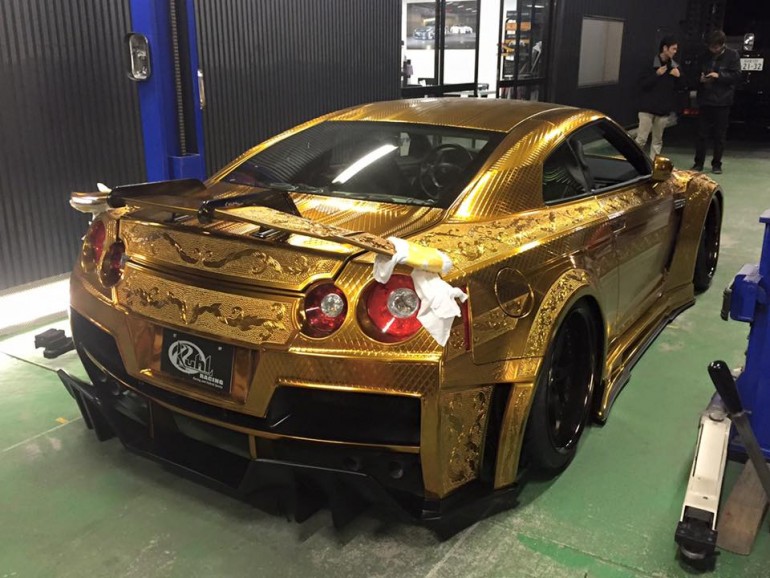 gold-plated-Nissan-gtr-dubai (3)