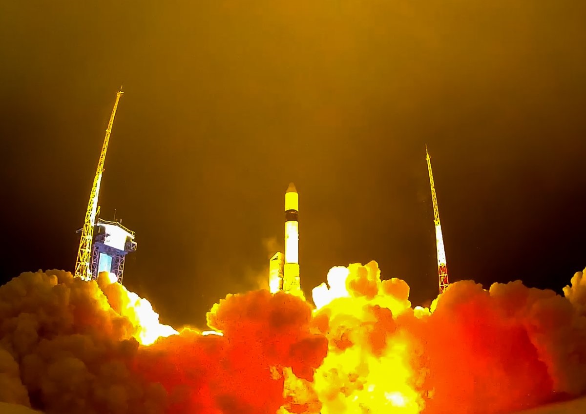 ПРИЗНАНИЕ АМЕРИКАНСКОГО ИНСАЙДЕРА: США ПРОСПАЛИ МОМЕНТ, КОГДА РОССИЯ РВАНУЛА ВПЕРЁД геополитика