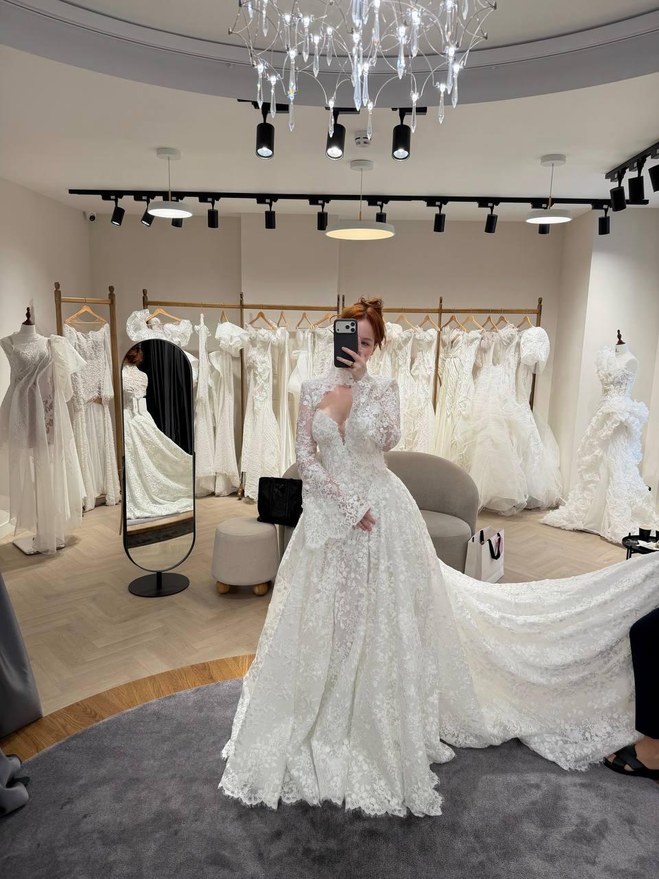 Внучка Иосифа Бродского вышла замуж: и это самая красивая свадьба, которую мы когда-либо видели format-article,noindex,tiktok (тикток),социальная сеть,александр бродский,алексей руткис,Знаменитости,Иосиф Бродский,лента,ру,издание,мария руткис,рая вольперт