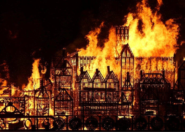 Великий Лондонский пожар Нострадамус предсказал больше чем за столетие. /Фото: vestnik.az