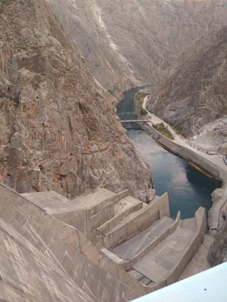 Как решить водно-энергетические проблемы Центральной Азии? Как решить водно-энергетические проблемы Центральной Азии? геополитика