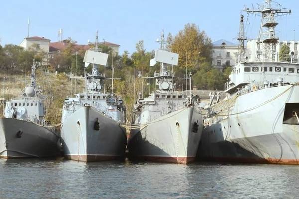 Россия решила судьбу стоящих в Крыму военных кораблей Украины