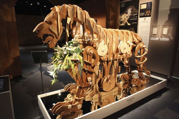 Механический лев, воссозданный итальянскими инженерами в 2019 году к 500-летию со дня смерти Леонардо да Винчи. /Фото: iicparigi.esteri.it 